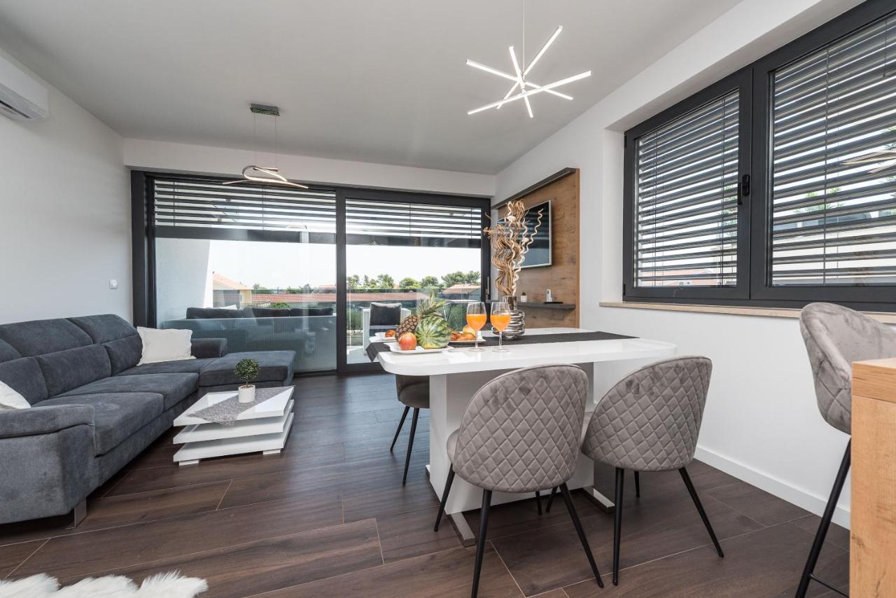 Grandpalazzo Apartments Вир Экстерьер фото