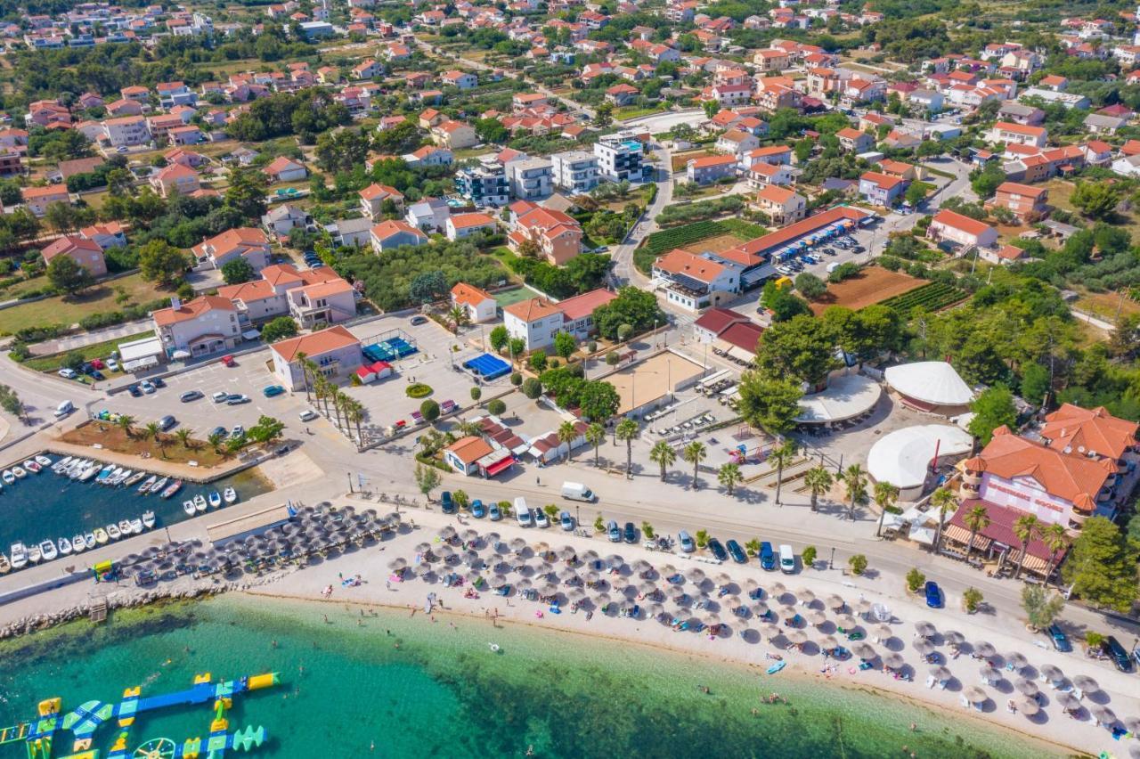 Grandpalazzo Apartments Вир Экстерьер фото